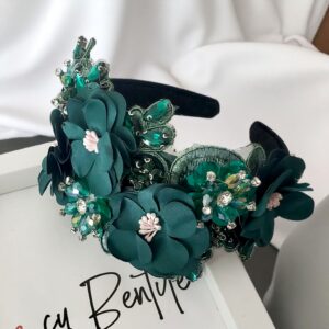 bentita cu cristale si flori