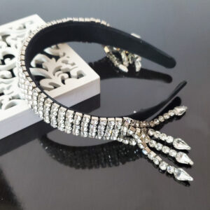 cordeluta cu strasuri