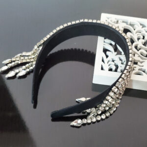 cordeluta cu strasuri