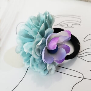 elastic de par cu flori