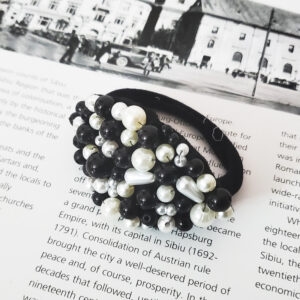 accesoriu de par cu perle