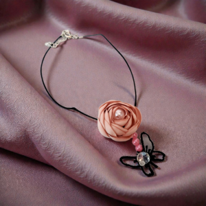 choker handmade