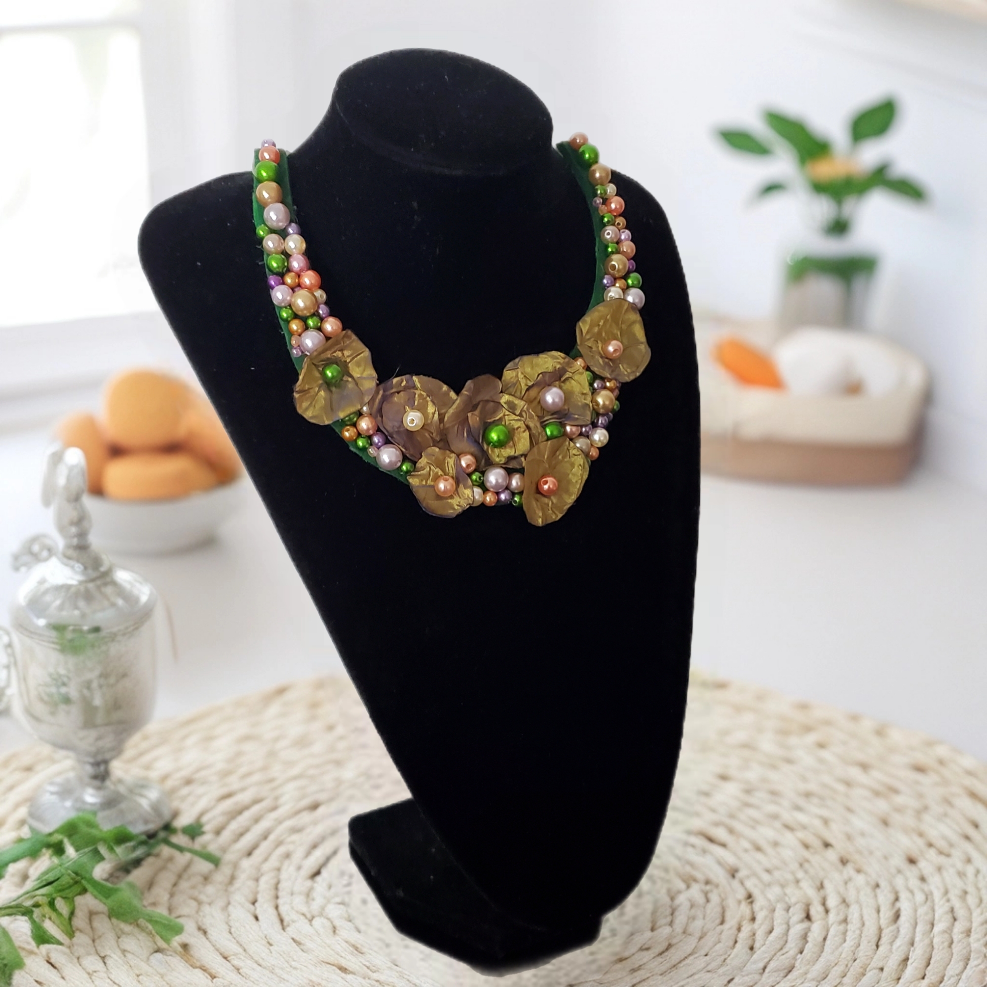 colier floral