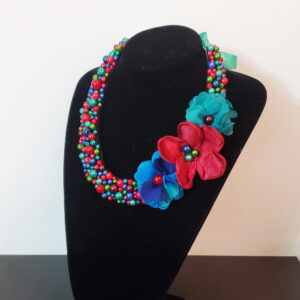 colier handmade