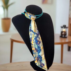 colier de perle si esarfa