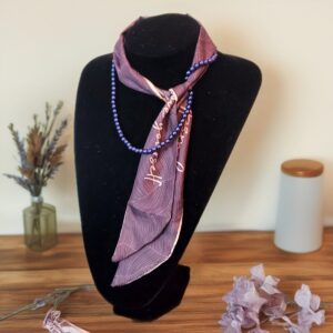 colier de perle si esarfa