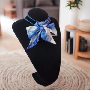 colier de perle si esarfa